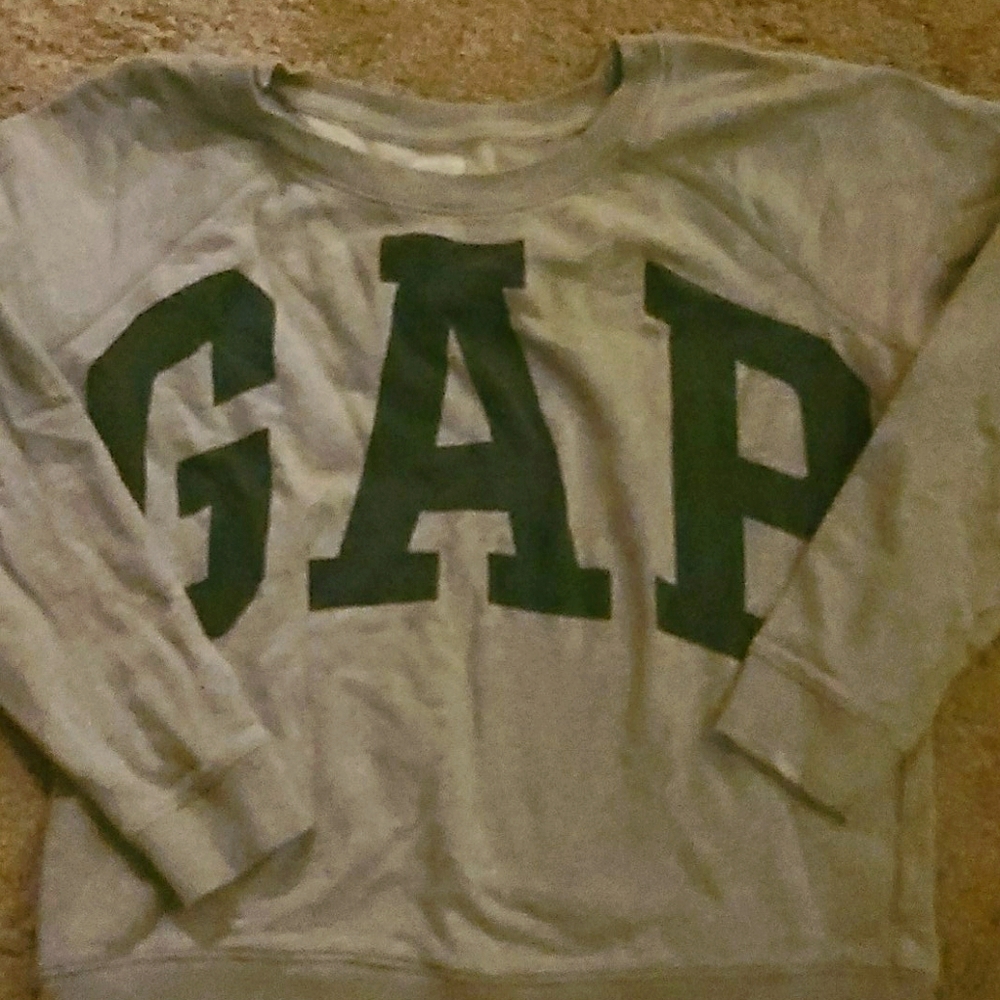 Authentic gap comfy sweatshirt